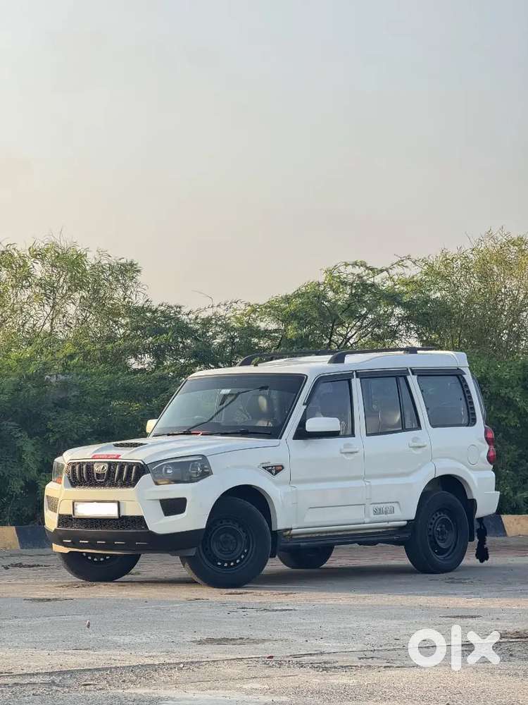 Mahindra Scorpio 2015 Diesel Well Maintained