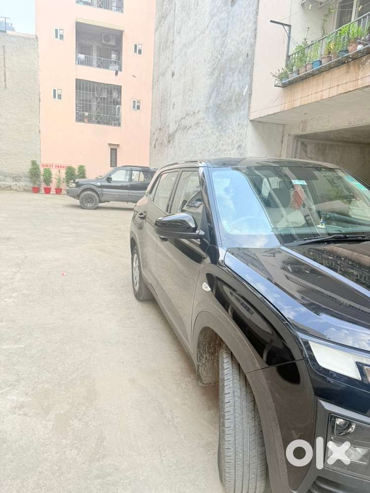 Hyundai Creta 2025 Petrol 7900 Km Driven