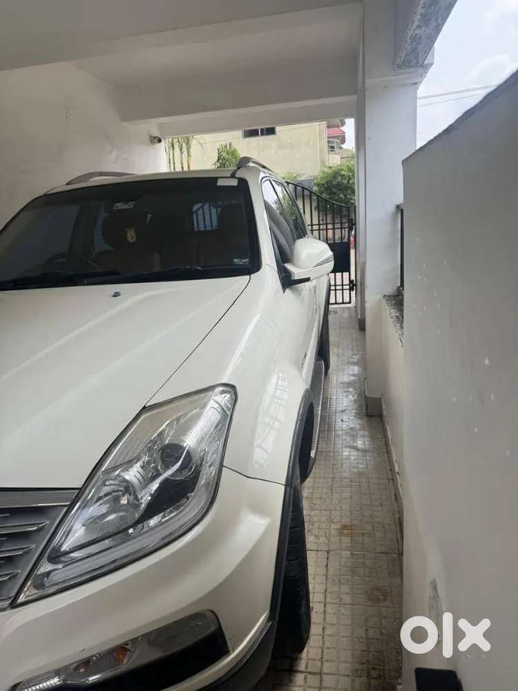 Ssangyong Rexton 2016 Diesel 65000 Km Driven