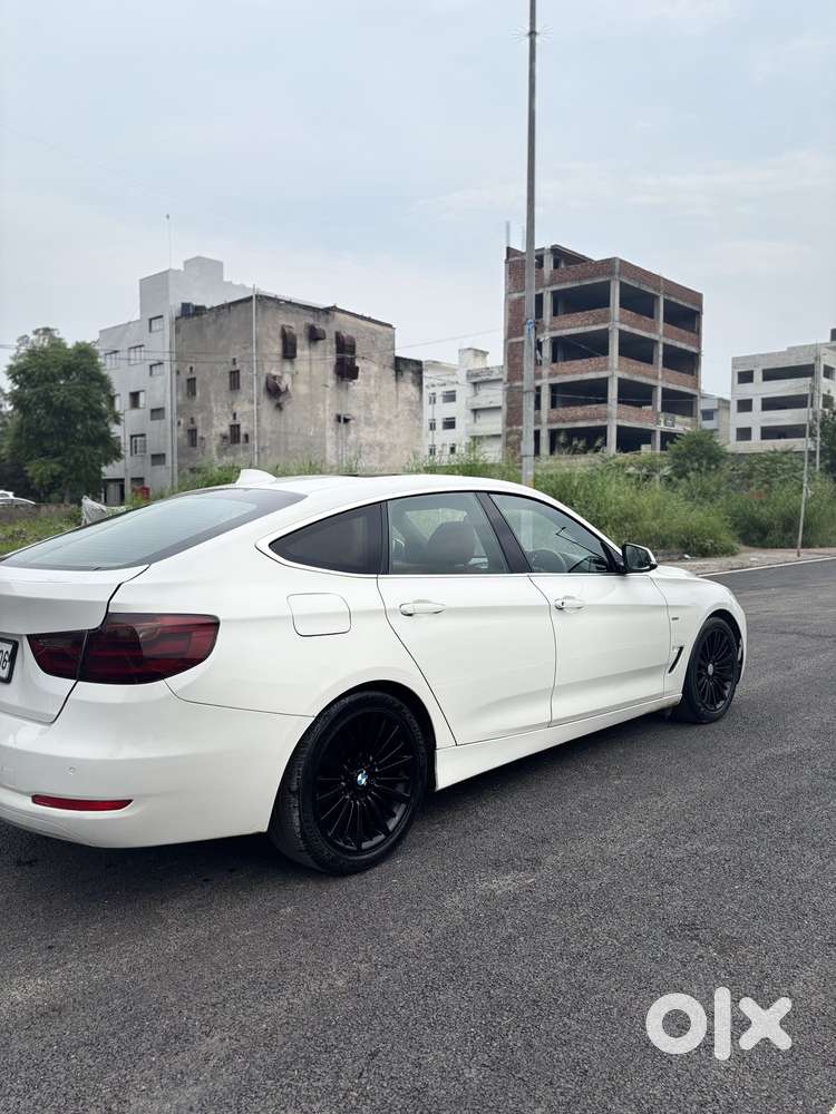 Bmw 3 Series Gt 320d Luxury Line, 2015, Diesel