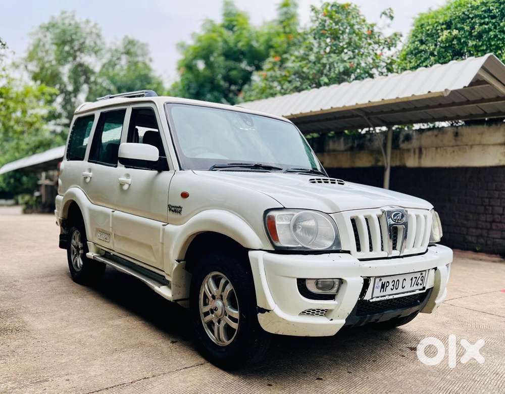 Mahindra Scorpio Vlx 2wd Bsiv, 2013, Diesel