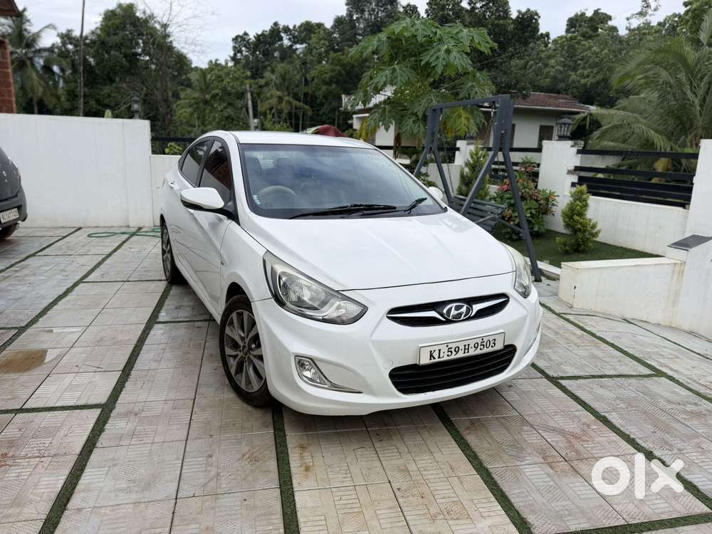 Hyundai Fluidic Verna 1.6 Vtvt Sx, 2014, Petrol