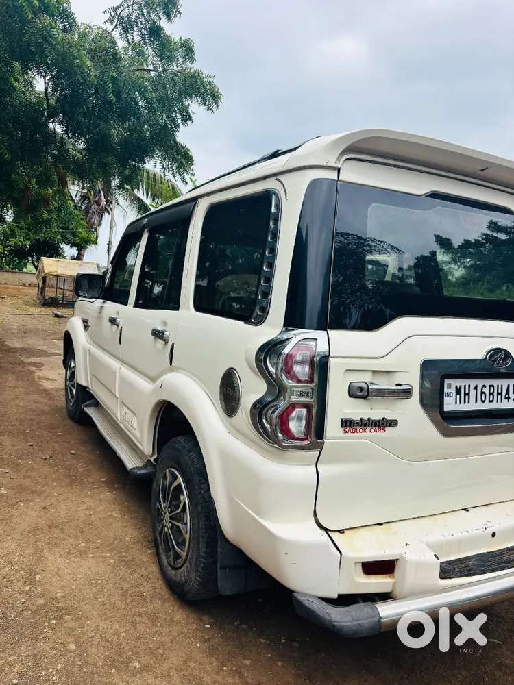 Mahindra Scorpio क्लासिक S2 2016 Diesel