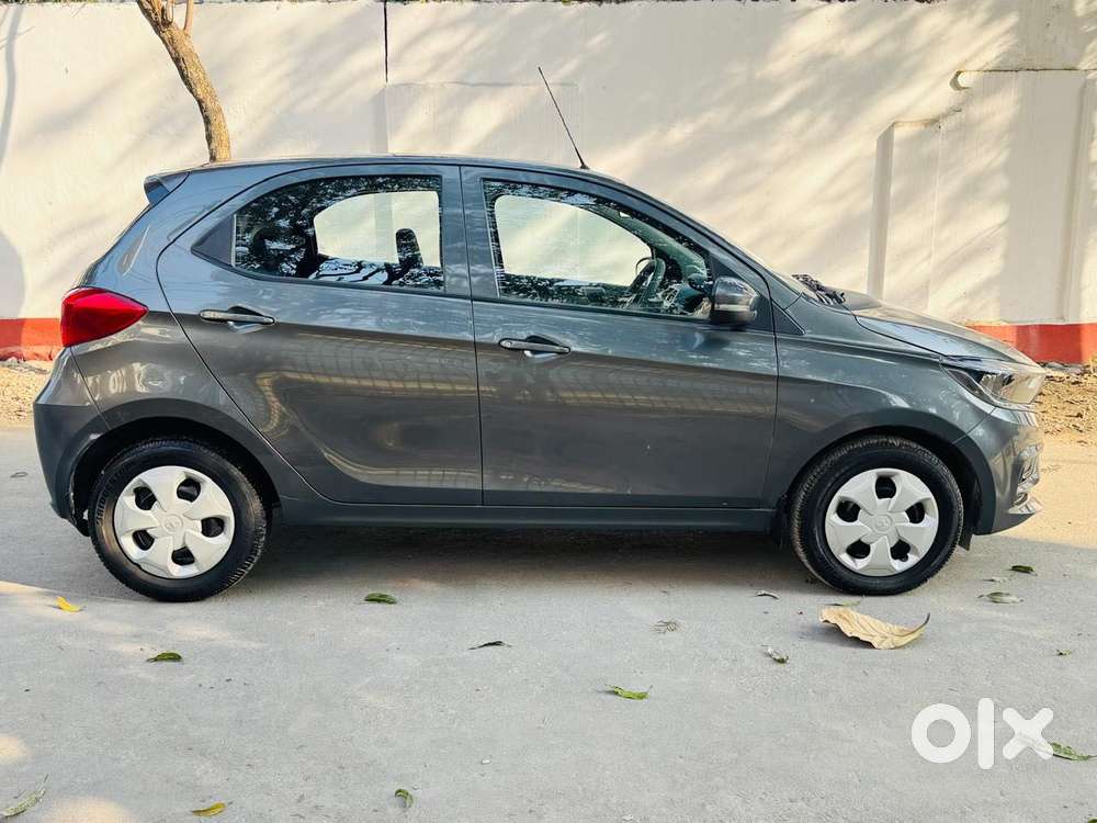 Tata Tiago 1.2 Revotron Xt (o), 2021, Petrol