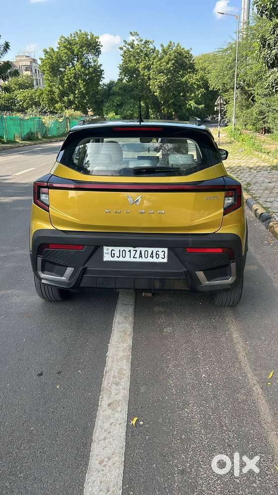 2026 Reg. Mahindra Xuv 3xo Ax7l Petrol Automatic (top Model)