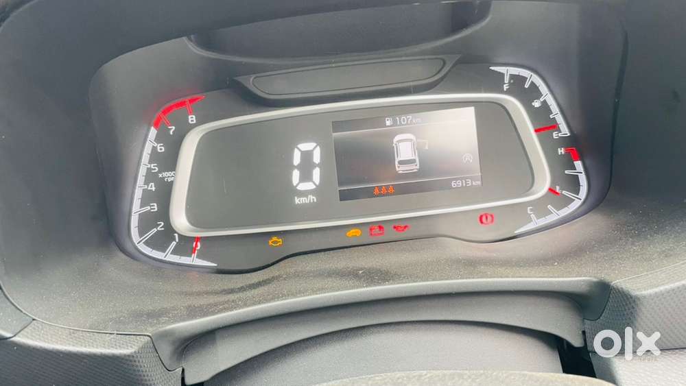 Kia Sonet Petrol Manual 2024