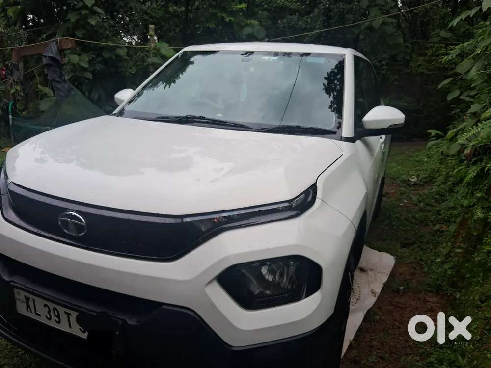 Tata Punch Revotron 2022 Adventure Amt