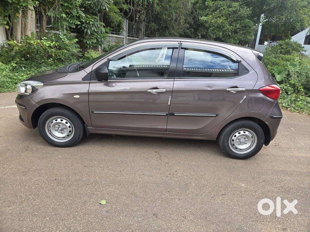 Tata Tiago Xe, 2016, Petrol