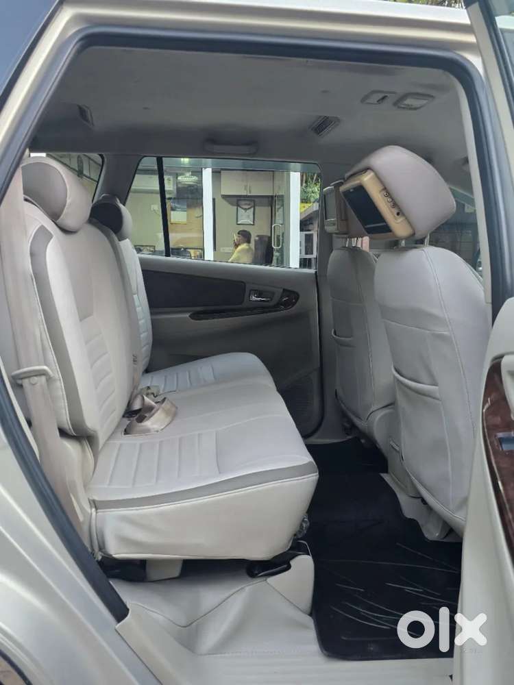 Toyota Innova 2.5 Vx 8 Str, 2014, Diesel