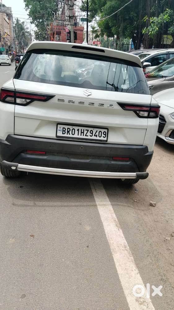 Maruti Suzuki Brezza 1.5 Lxi Cng, 2024, Cng & Hybrids