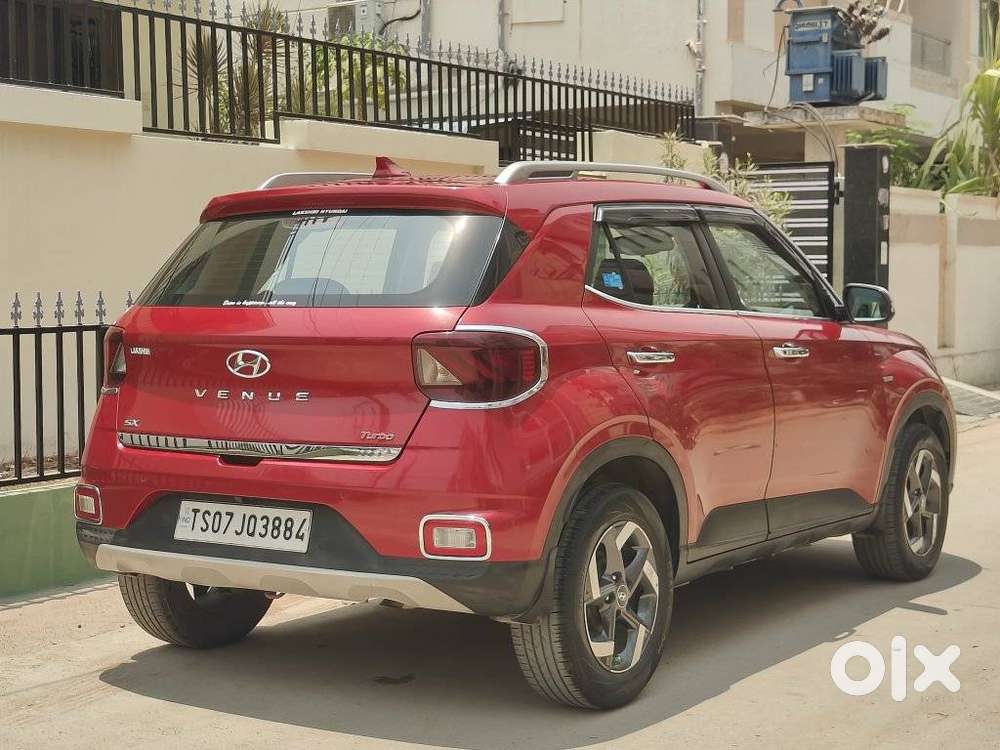 Hyundai Venue Sx Plus Turbo Dct, 2022, Petrol