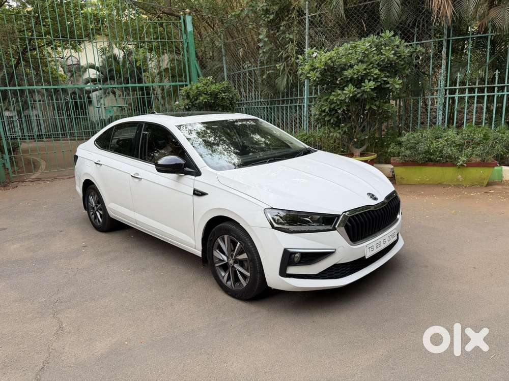 Skoda Slavia 1.0 Tsi Style At, 2022, Petrol