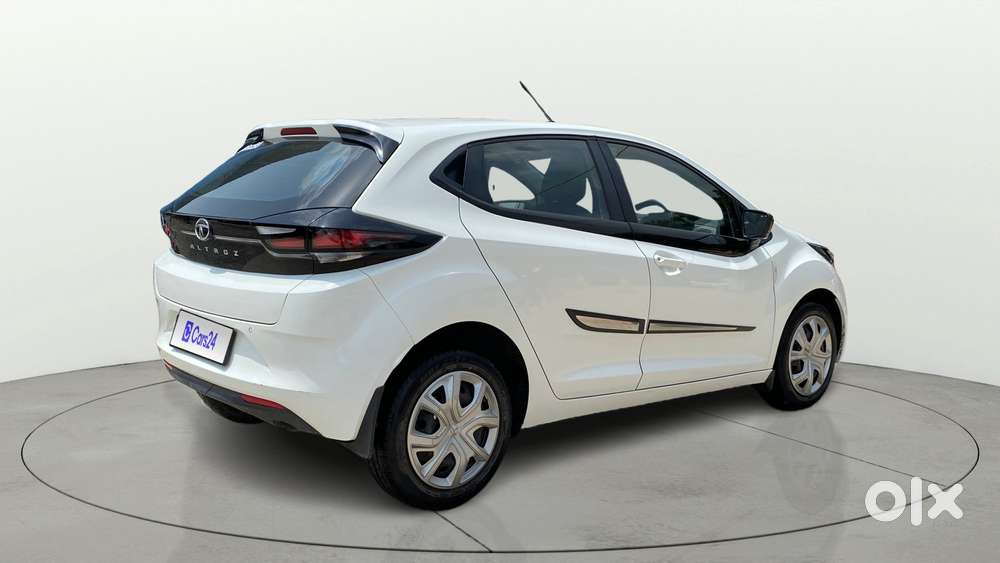 Tata Altroz 1.2 Xm Plus, 2021, Petrol