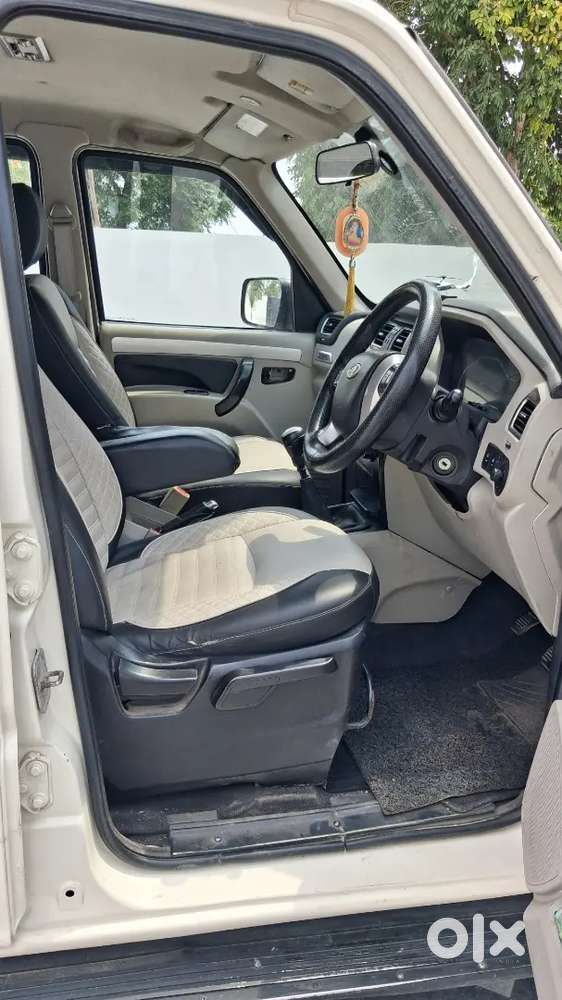 Mahindra Scorpio 2015 Diesel 122000 Km Driven