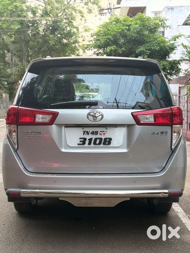 Toyota Innova Crysta 2.4 G Mt 7 Str, 2022, Diesel