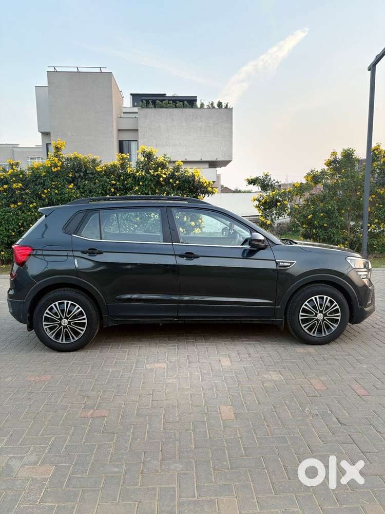 Skoda Kushaq 1.0 Tsi Active, 2022, Petrol