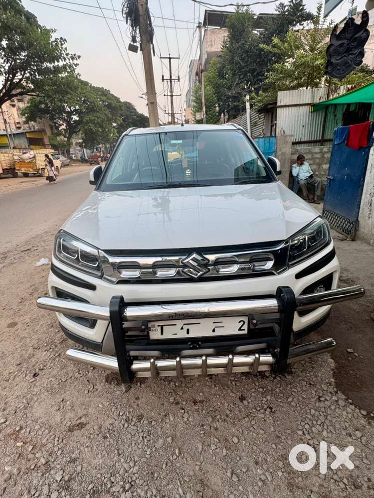 Maruti Vitara Brezza 2021 Show Room Track Available