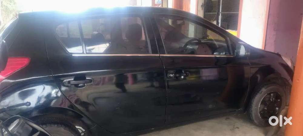 Good Condition Charo Tyer New