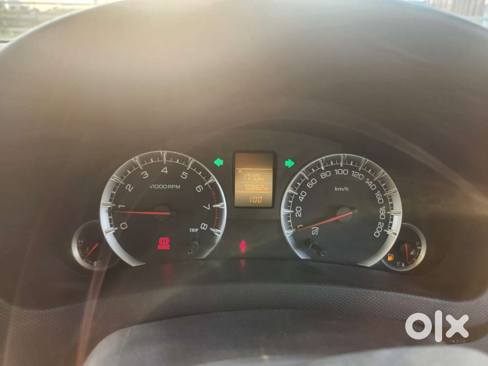 Maruti Suzuki Swift Vxi Optional, 2017, Petrol