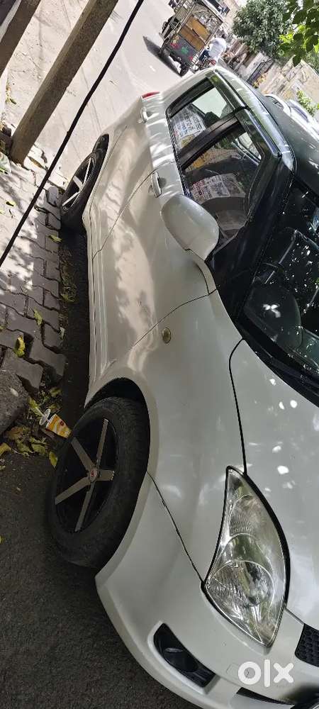 Maruti Suzuki Swift 2011