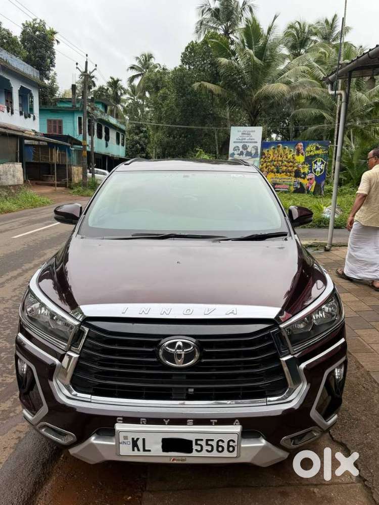 Toyota Innova Crysta 2.8 Gx At 8s, 2021, Petrol