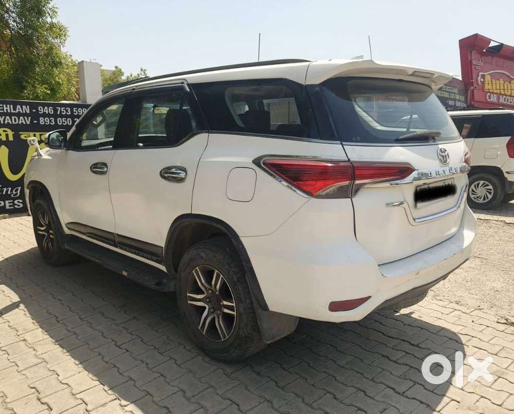 Toyota Fortuner 4x2 At 2.8 Diesel, 2016, Diesel