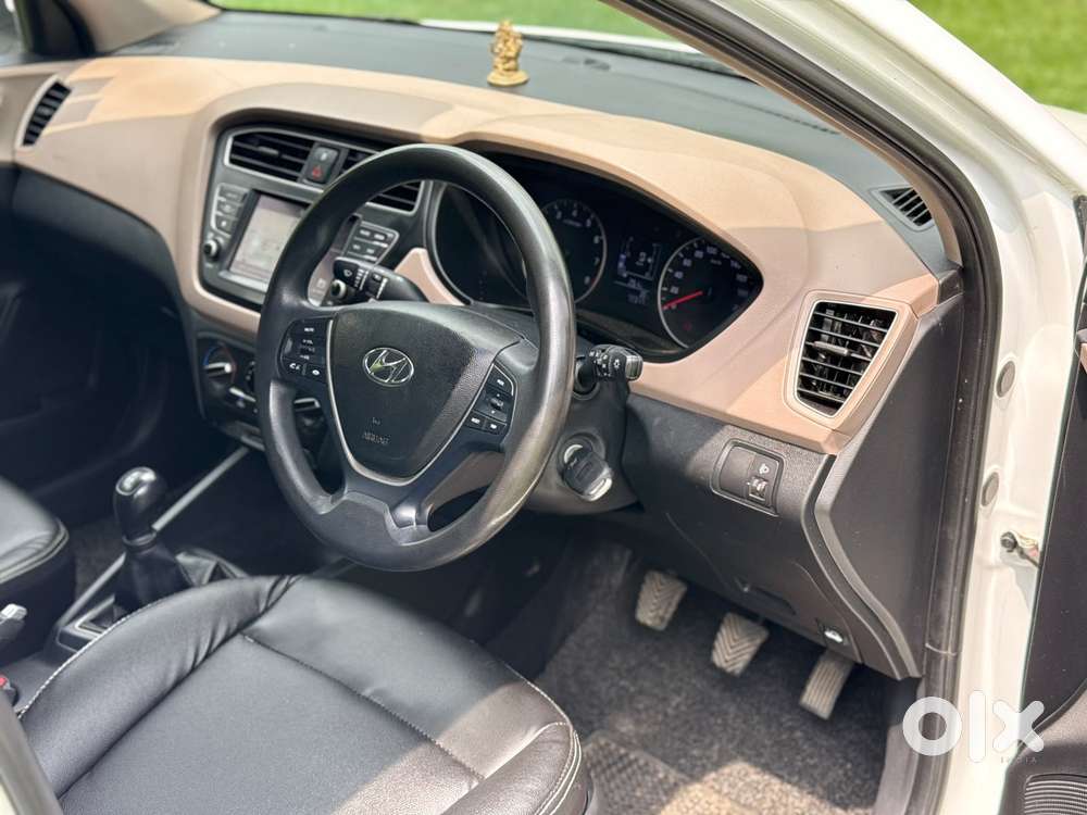 Hyundai I20 Sportz 1.2 Vtvt, 2020, Petrol