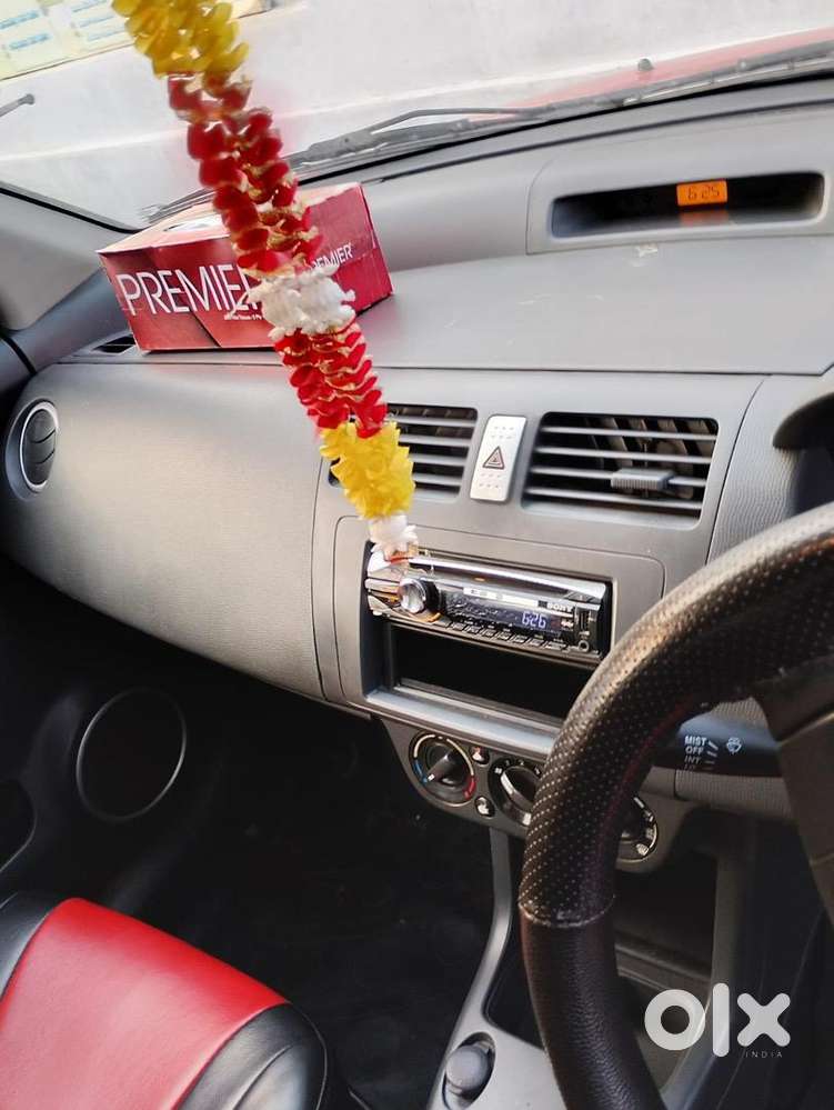 Maruti Suzuki Swift 2012 Petrol Well Maintained