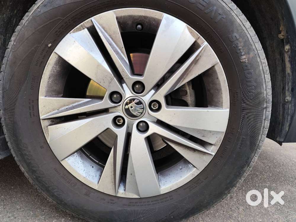 Skoda Kushaq 2023 Petrol Automatic 22600 Km