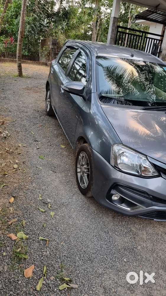Toyota Etios Liva 2017 Petrol Well Maintained