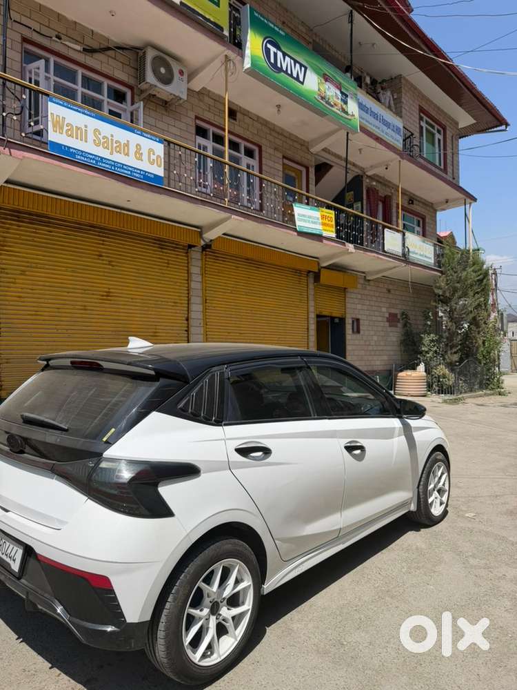 Hyundai New I20 Petrol Manual 2025