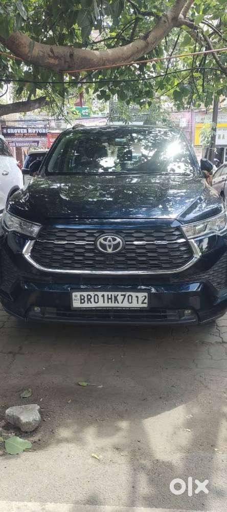 Toyota Innova Hycross 2.0 Vx Hybrid 7 Str, 2023, Petrol