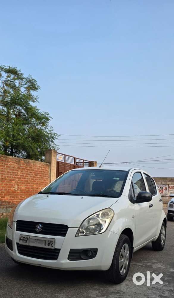 Maruti Suzuki Ritz Lxi, 2011, Petrol