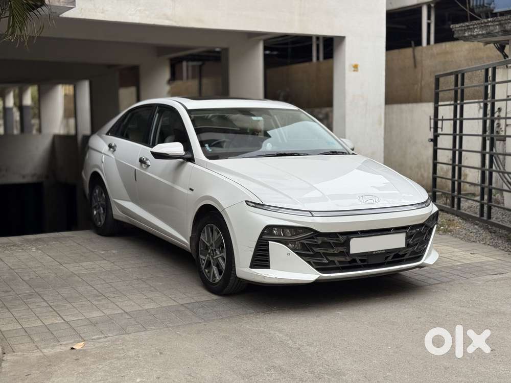 Hyundai Verna 1.5 Sx (o) Vtvt Ivt, 2023, Petrol