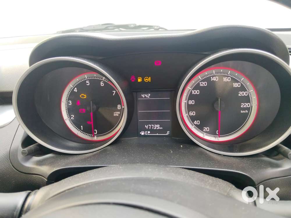 Maruti Suzuki Swift Vxi + Manual, 2023, Petrol
