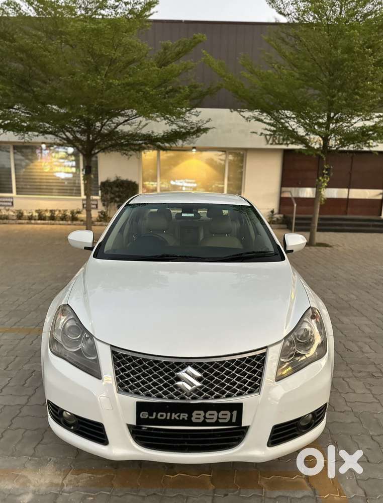 Maruti Suzuki Kizashi Cvt, 2012, Cng & Hybrids
