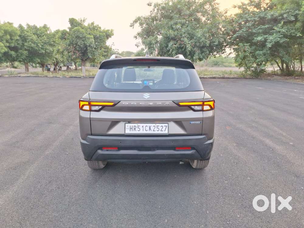 Maruti Suzuki Brezza 1.5 Lxi Smart Hybrid, 2023, Petrol