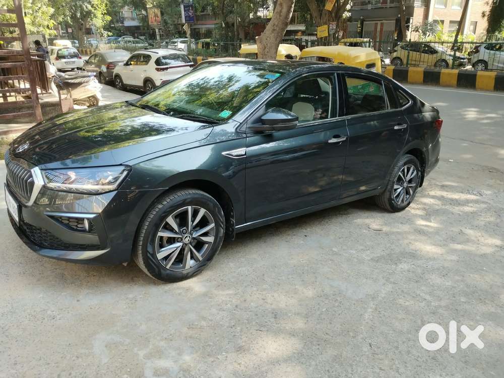 Skoda Slavia 1.0 Tsi Style At, 2023, Petrol