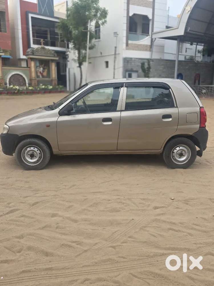 Rmax  Cars 
Make - Maruti
Model -  Alto Lxi 
Year Of Mfg : 2011
No Of