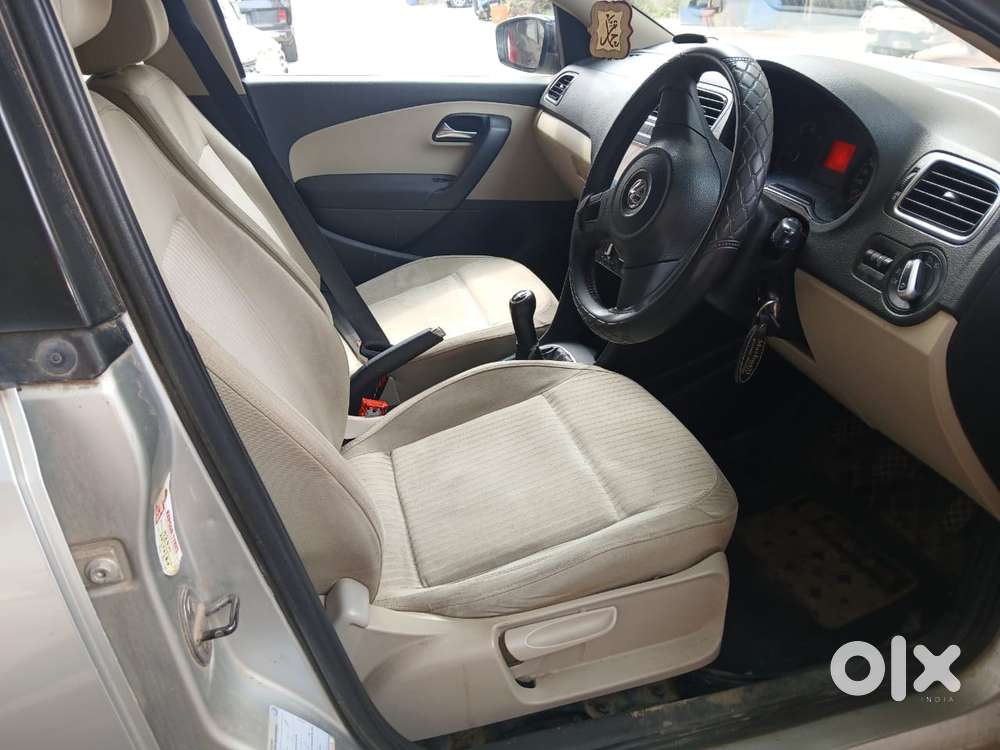 Volkswagen Polo Petrol Highline 1.2l, 2012, Petrol