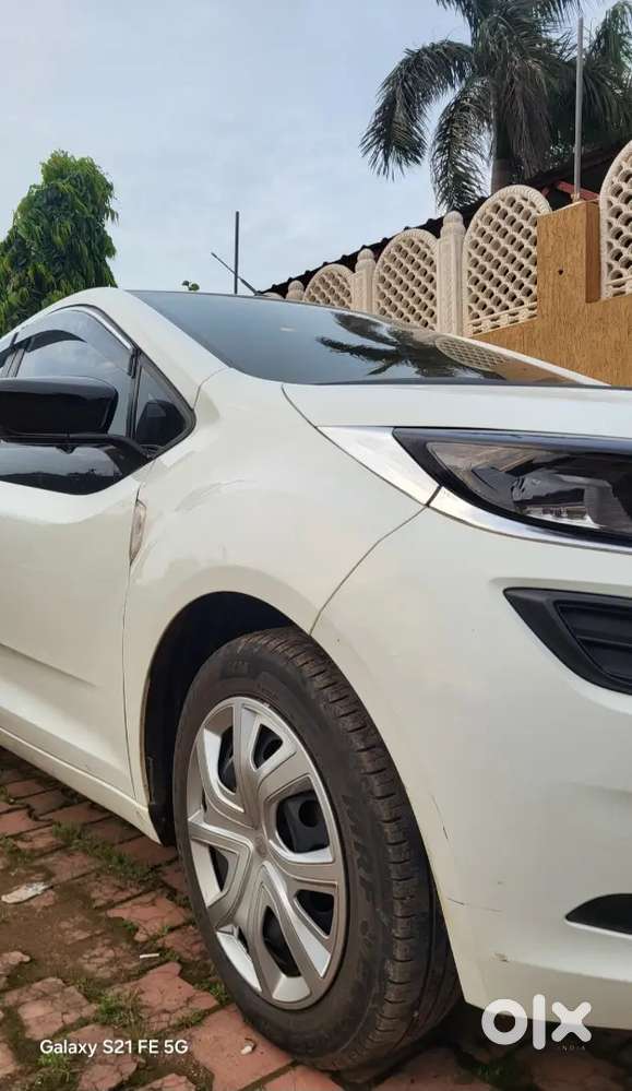 Tata Altroz 1.2 Xm 2024