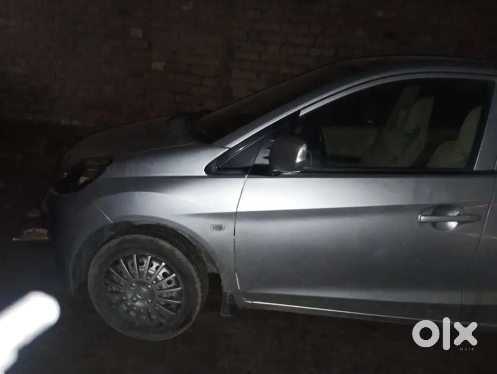 Honda Amaze 2015 Petrol 65000 Km Driven