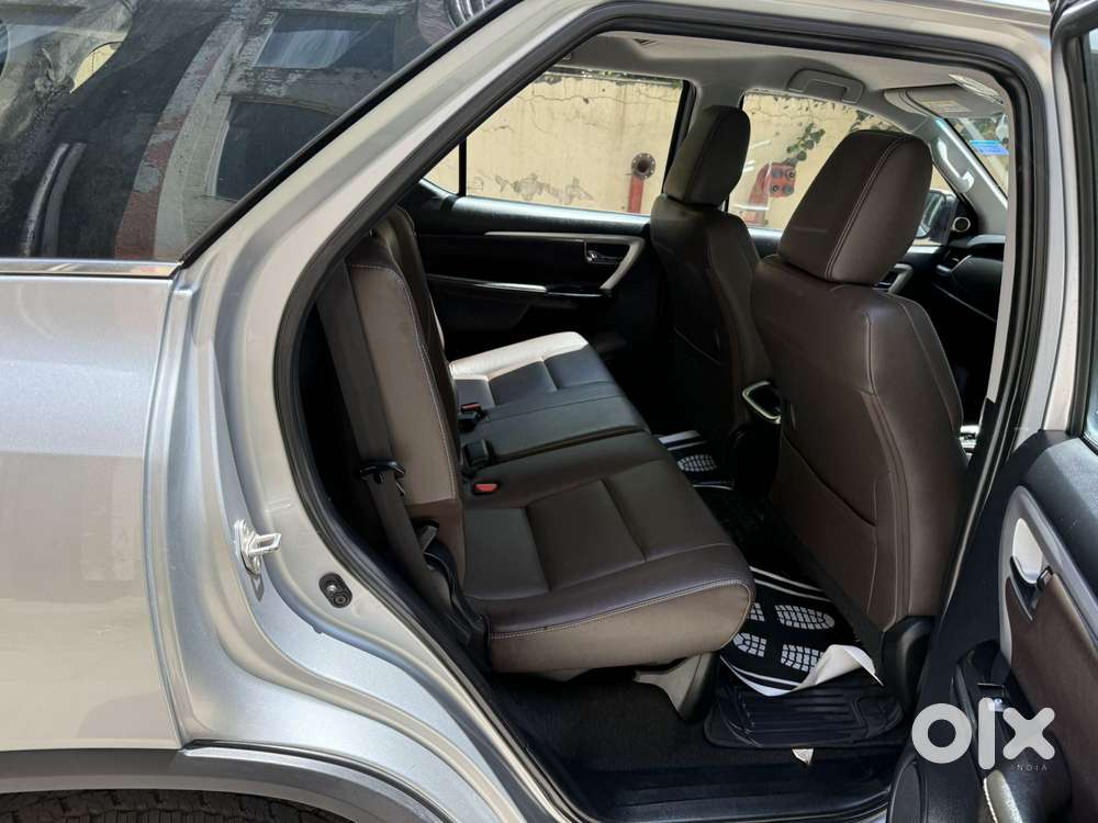 Toyota Fortuner [2021-ongoing] 2.7 2wd Petrol At, 2017, Petrol