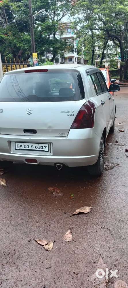 Maruti Suzuki Swift 2005 Petrol 180000 Km Driven