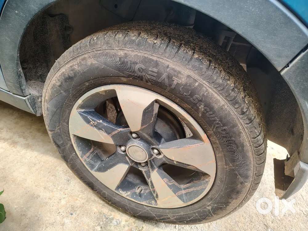 Tata Nexon Xza+