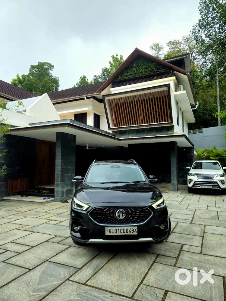 Mg Astor Savvy 2022 Red Top Model