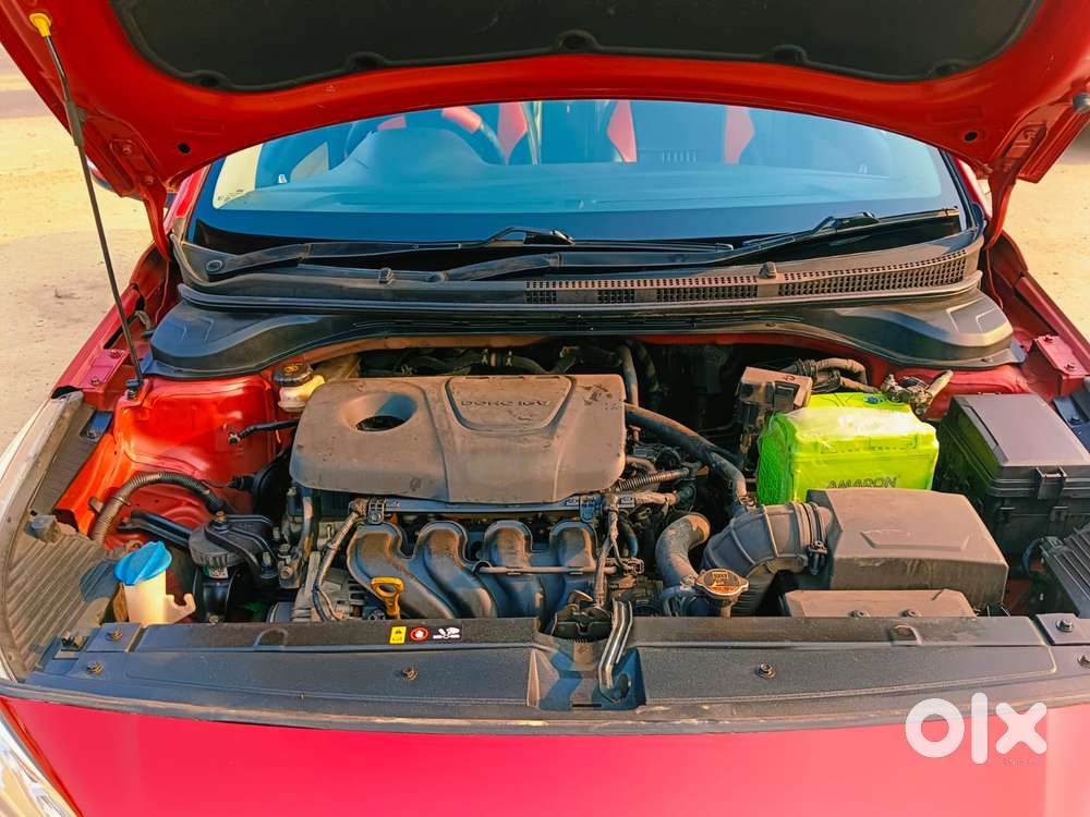 Hyundai Verna 1.5 Sx Ivt, 2019, Petrol