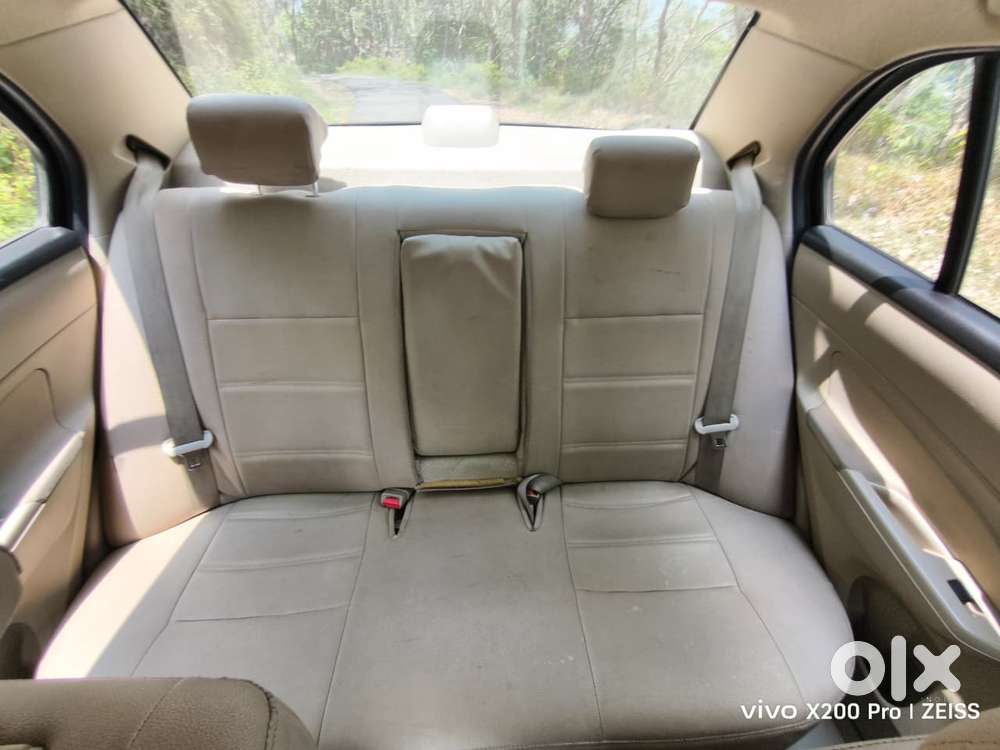 Maruti Suzuki Swift Dzire Vdi, 2015, Diesel