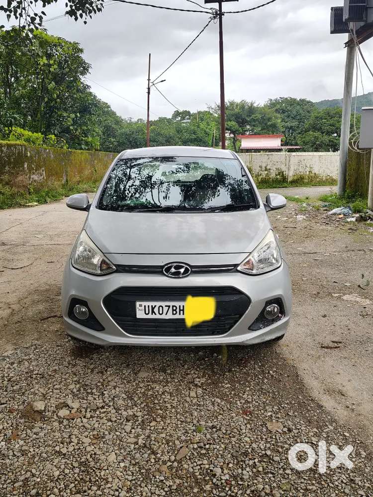 Hyundai Grand I10 2014 Last December Petrol Family Car