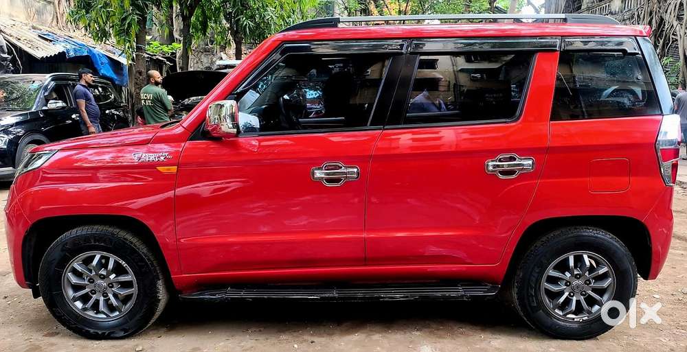 Mahindra Tuv 300 T10, 2018, Diesel